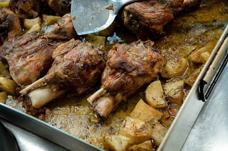 Kantouni restaurant - Photo 2