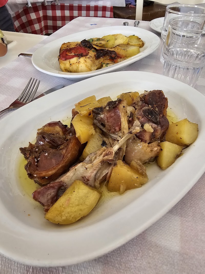 Kantouni restaurant - Photo 4