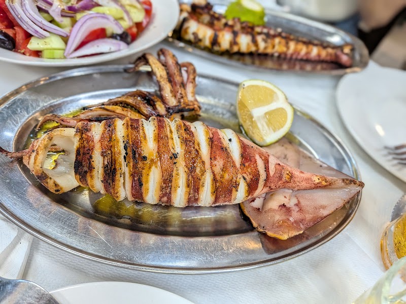 To Steki Tou Maki - Photo 2