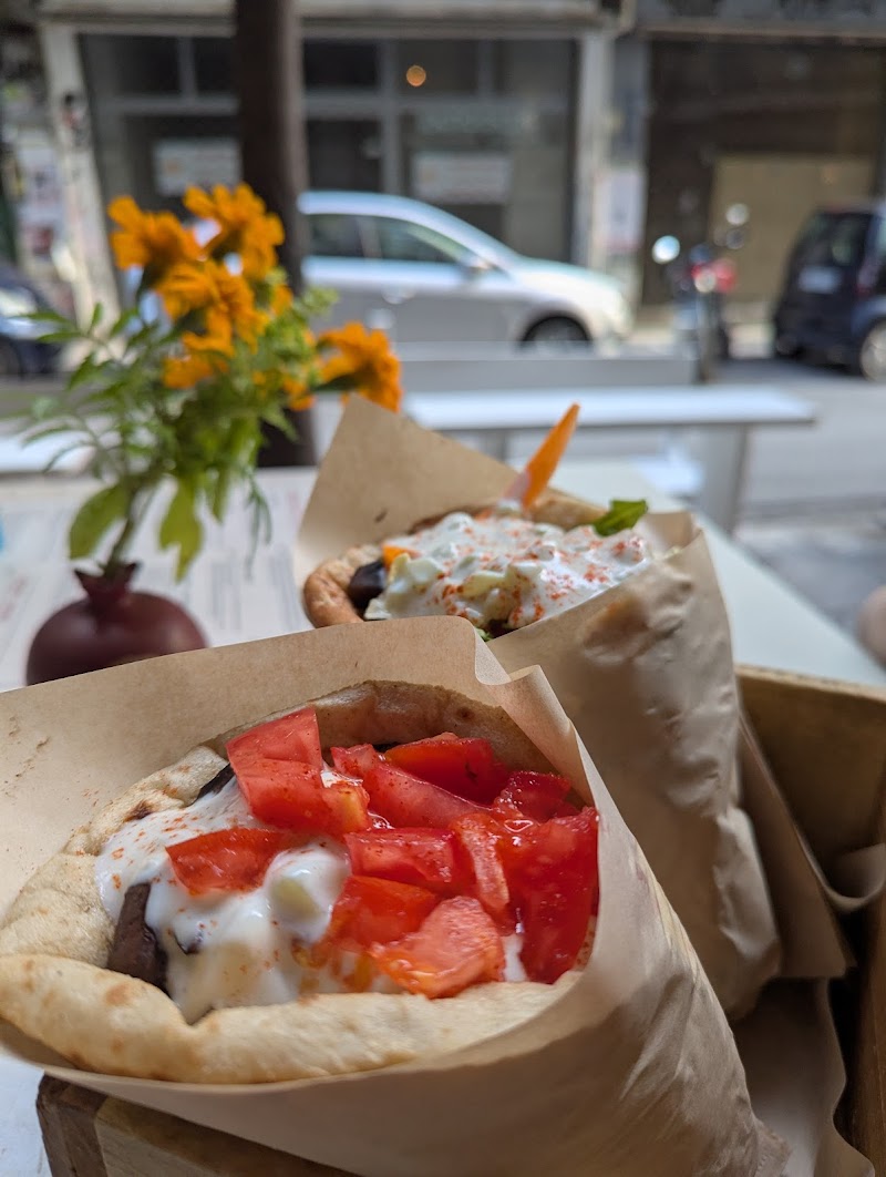 Cookoomela Grill - Photo 3