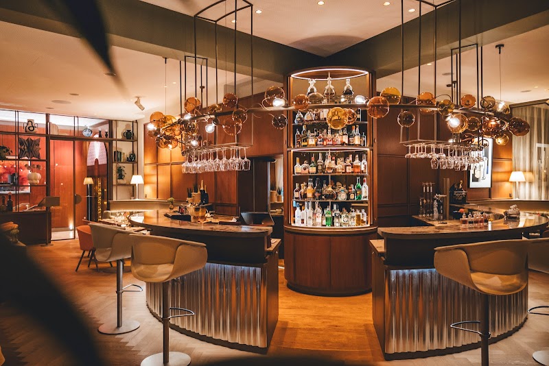 Veranda Brasserie & Bar - Photo 1