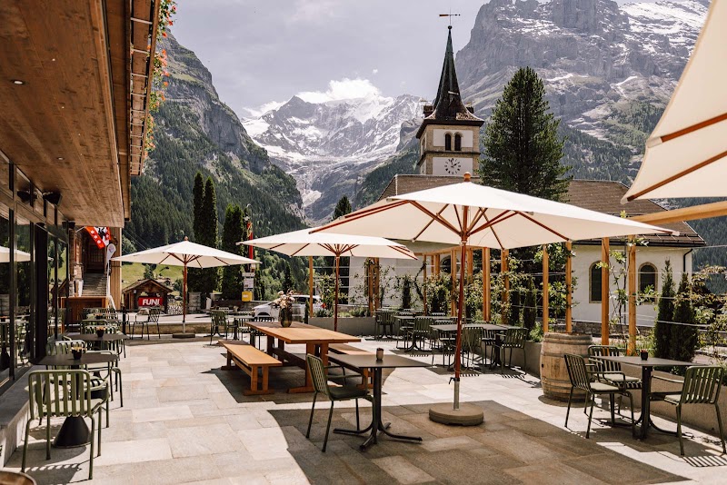 Hotel Restaurant Fiescherblick - Photo 1