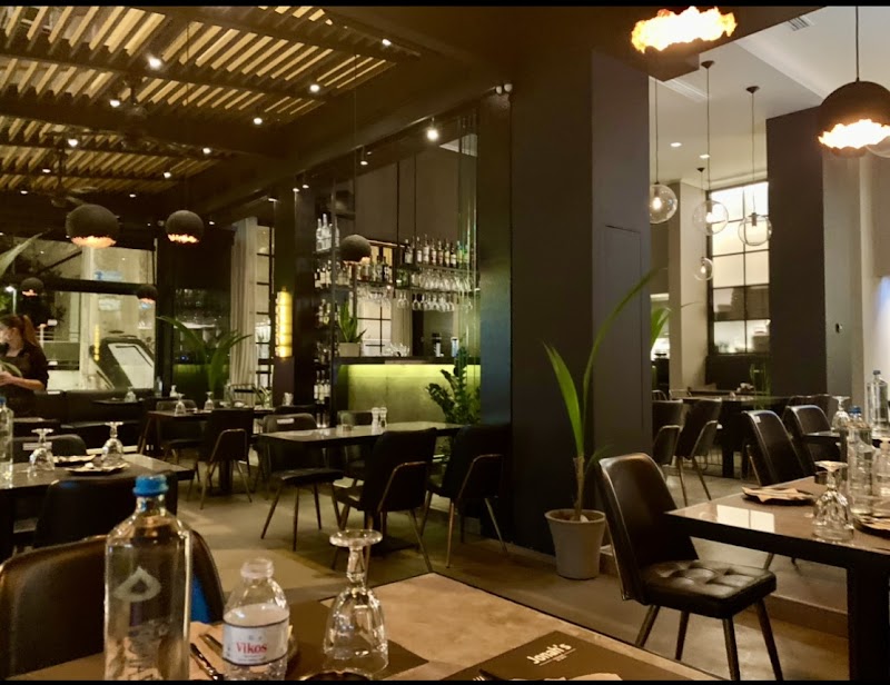 Jonah's Restaurant est 2014 - Photo 1