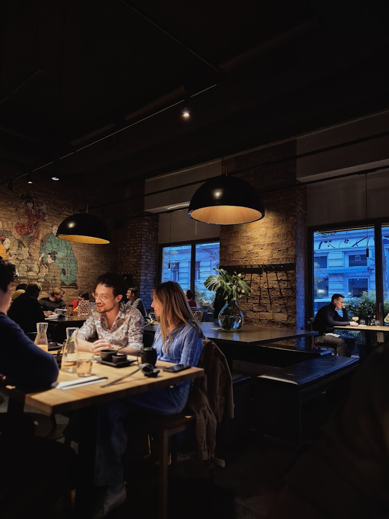 Mama Liu & Sons - Photo 7