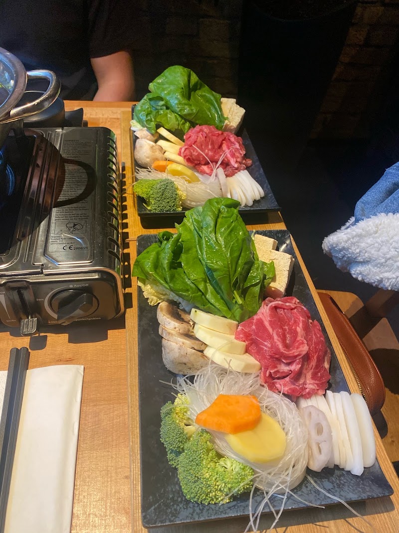 Mama Liu & Sons - Photo 4