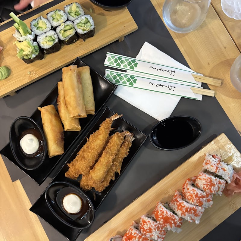 Woki Tori- Sushi , Noodles & Kushi in Zakynthos - Photo 3