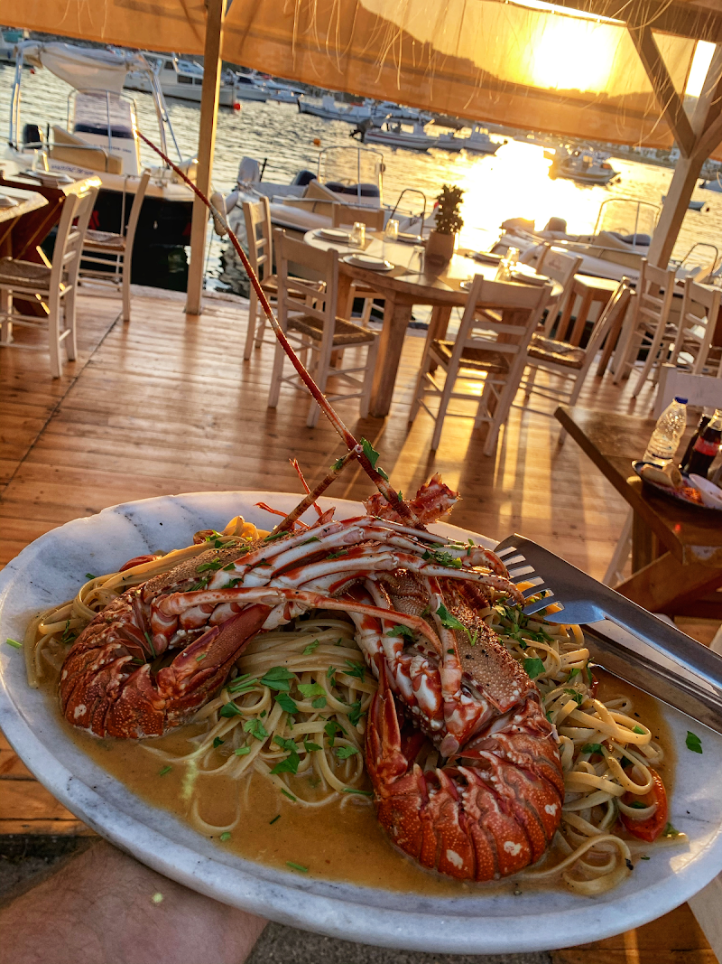 Apaggio Restaurant - Photo 3