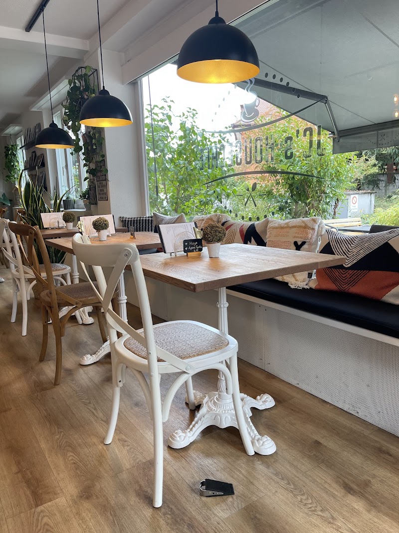 JC's HouseCafe - Photo 5