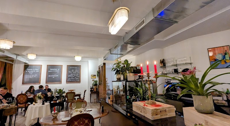 No18 Restaurant & Bar - Photo 5