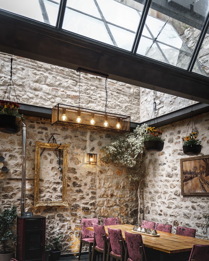 Enteka Pub - Photo 4