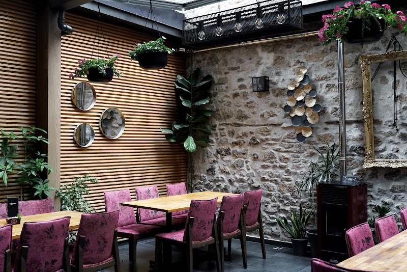 Enteka Pub - Photo 1