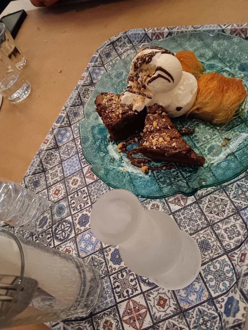 Souroturi - Greek Local Restaurant - Photo 3