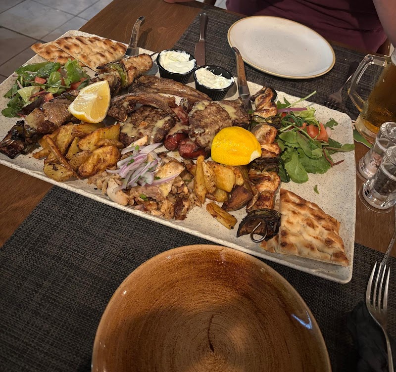 Sizzle N' Grill - Photo 3