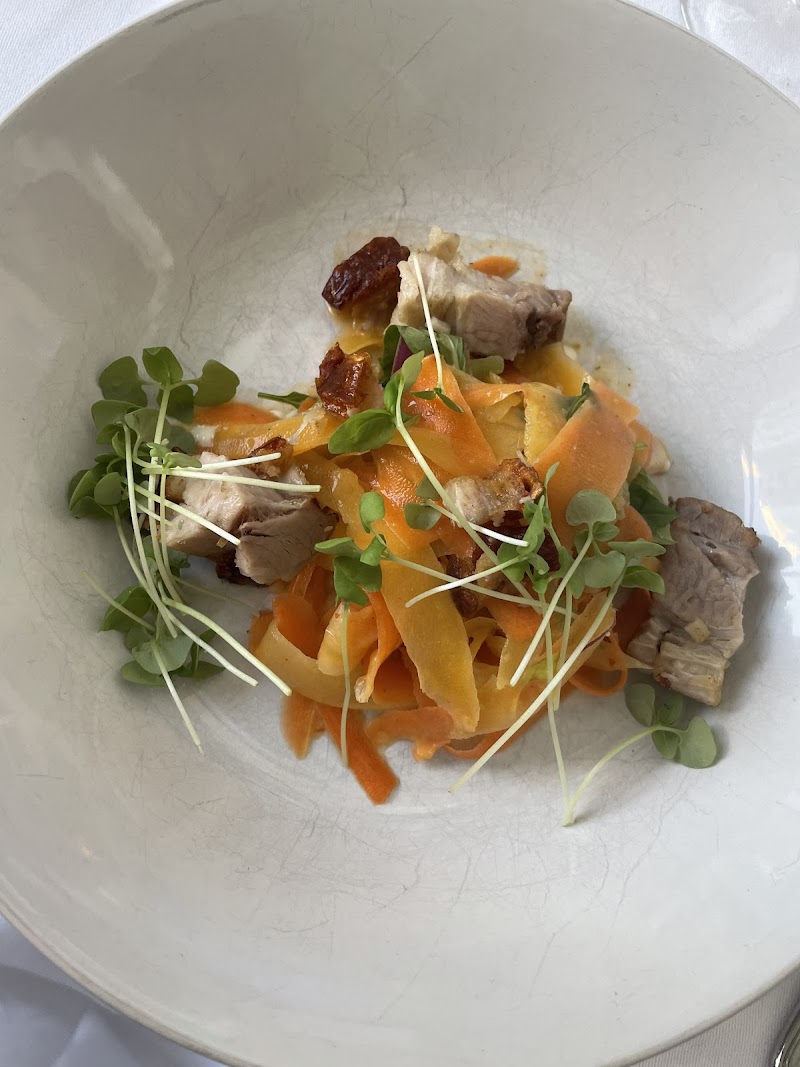 Loca Casual Fine Dining - Photo 6