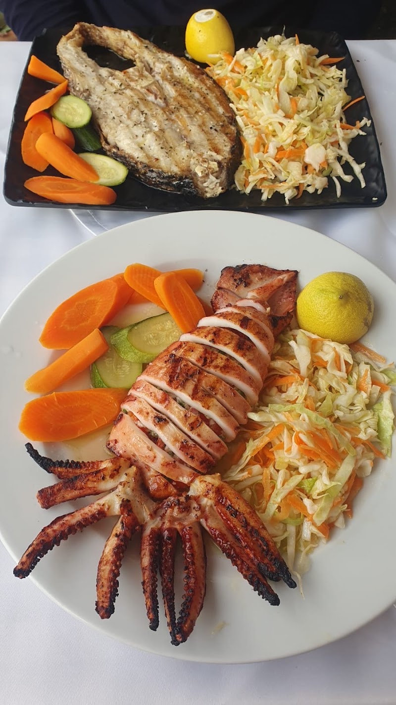 Taverna Lakka Garden - Photo 3