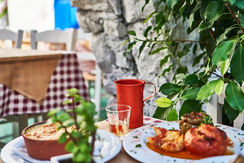 Taverna Lakka Garden - Photo 2