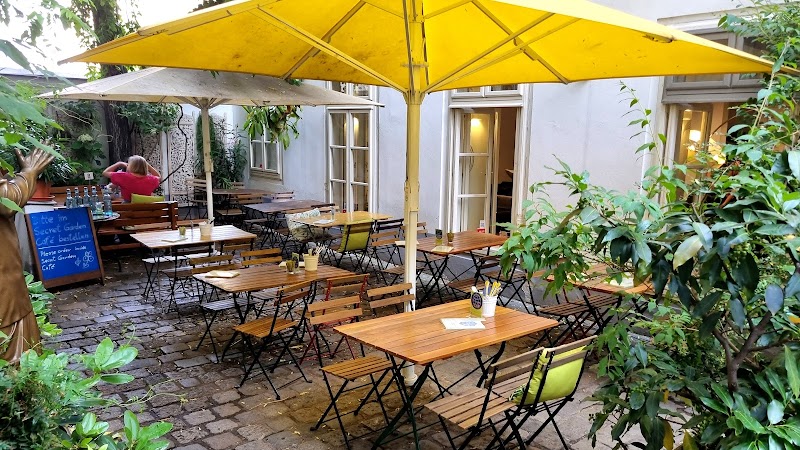 Secret Garden Café Restaurant - Photo 6