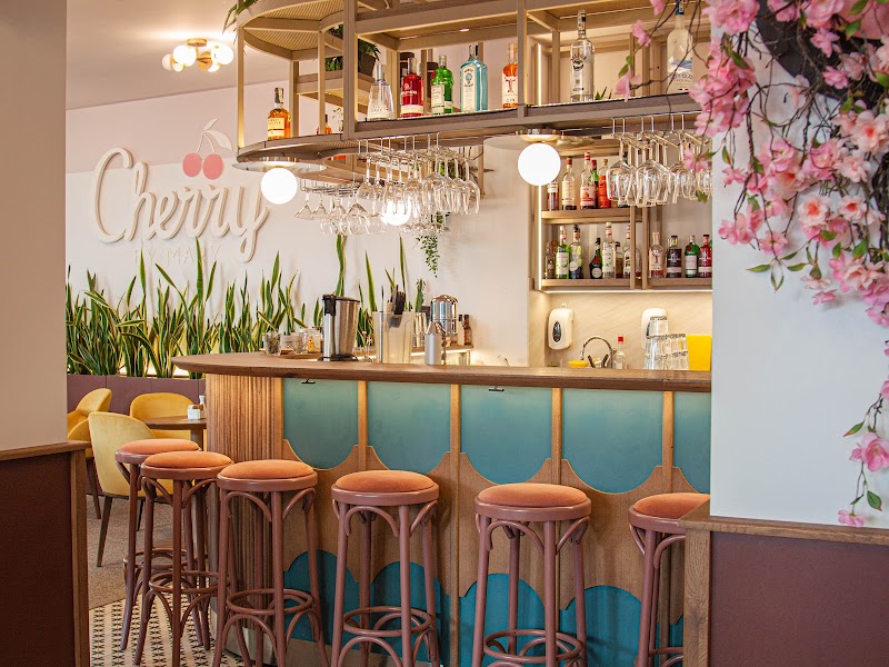 Cherry by Mary - Photo 2