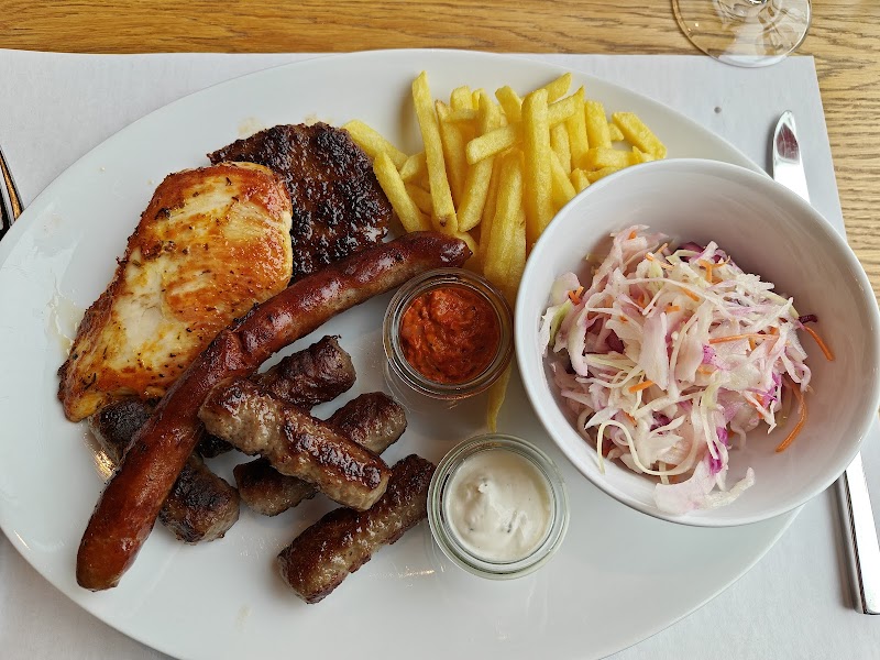 House of Grill - Photo 3