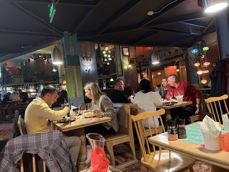 BAZAAR a place to Eat, Sip, Dance & Fall in love - Photo 2