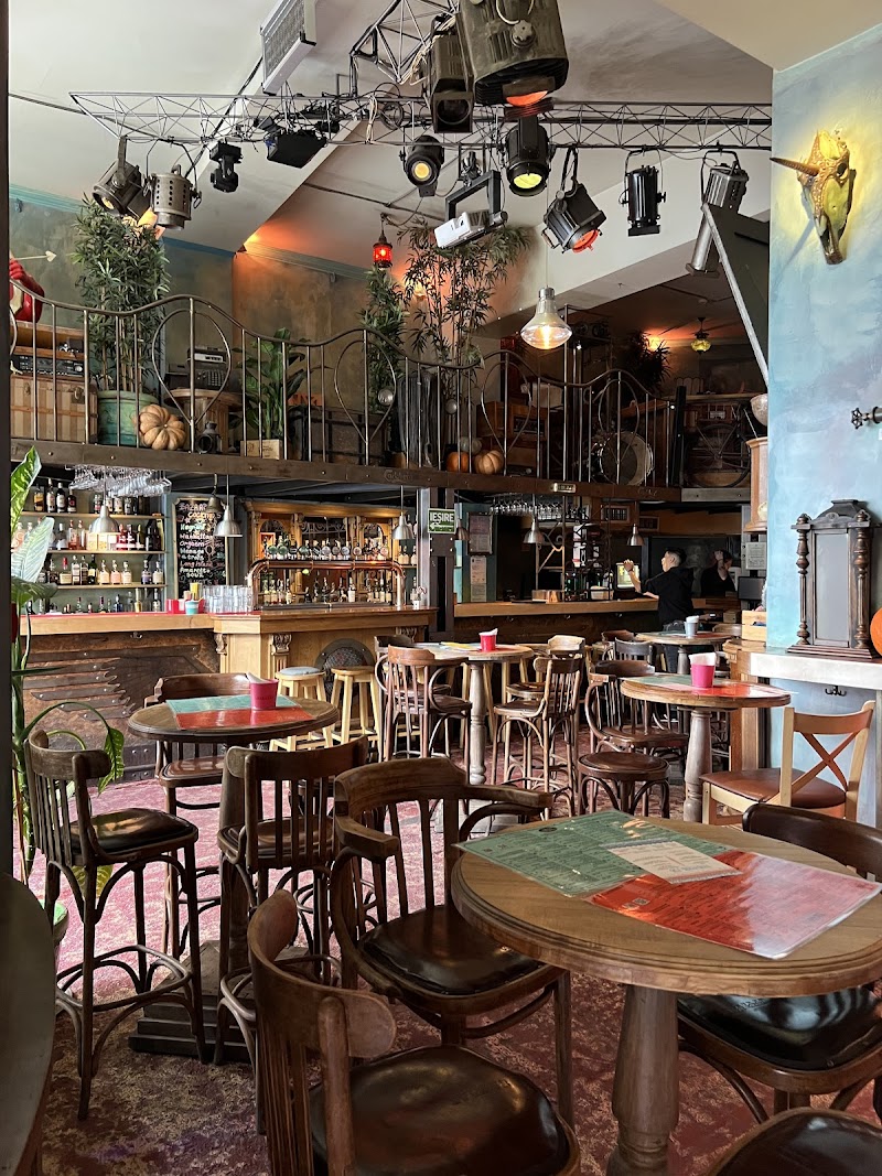 BAZAAR a place to Eat, Sip, Dance & Fall in love - Photo 5