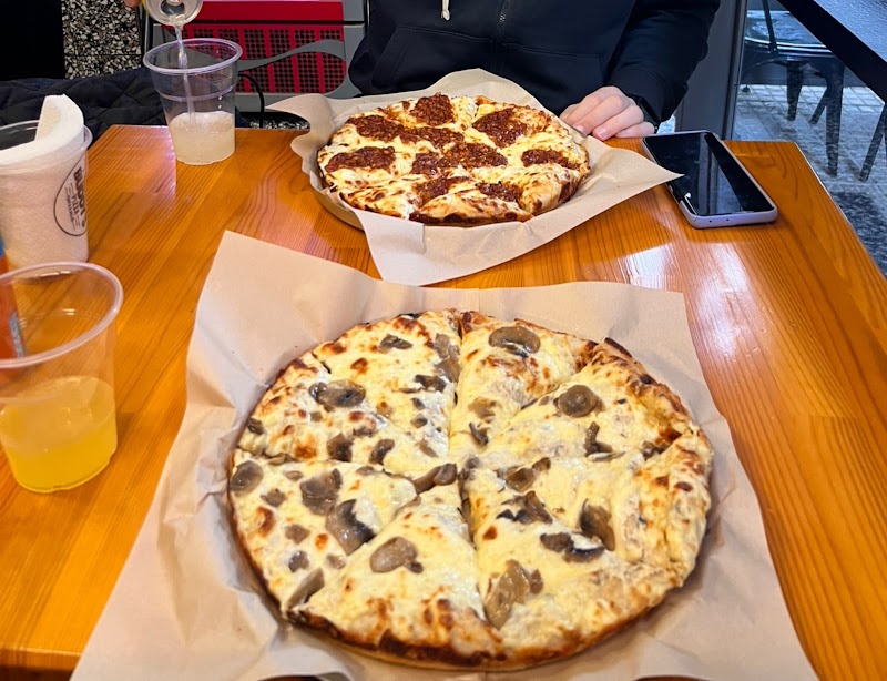 BUDDY'S pizza - Photo 4