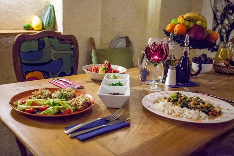 Vegetarian restaurant and bakery "Sun Moon" - Photo 2