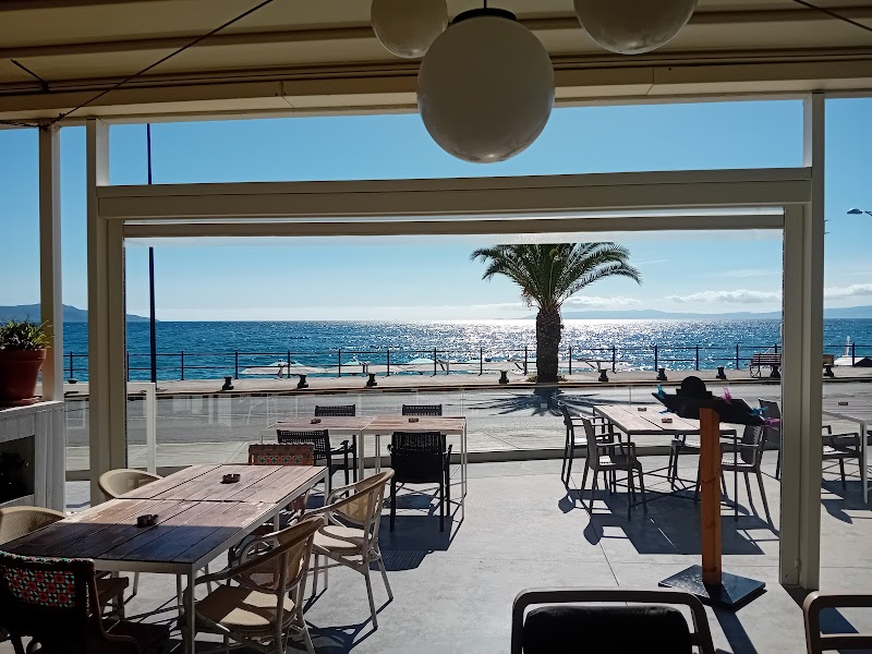 Τριλογία - Photo 3