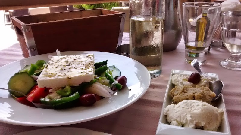 Τριλογία - Photo 2