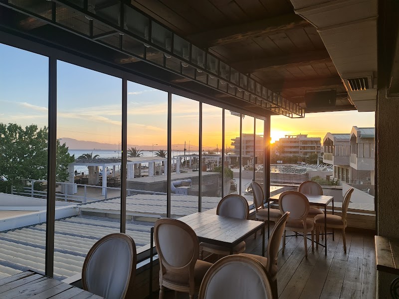 Τριλογία - Photo 1