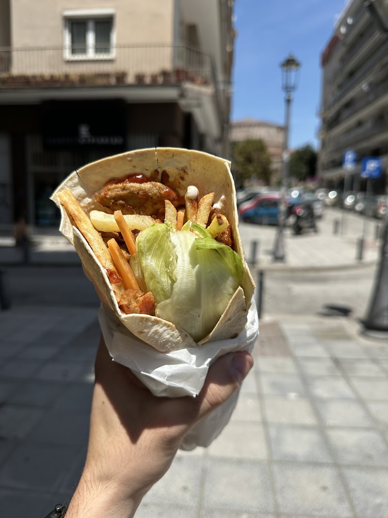 OMG in SKG - Photo 3