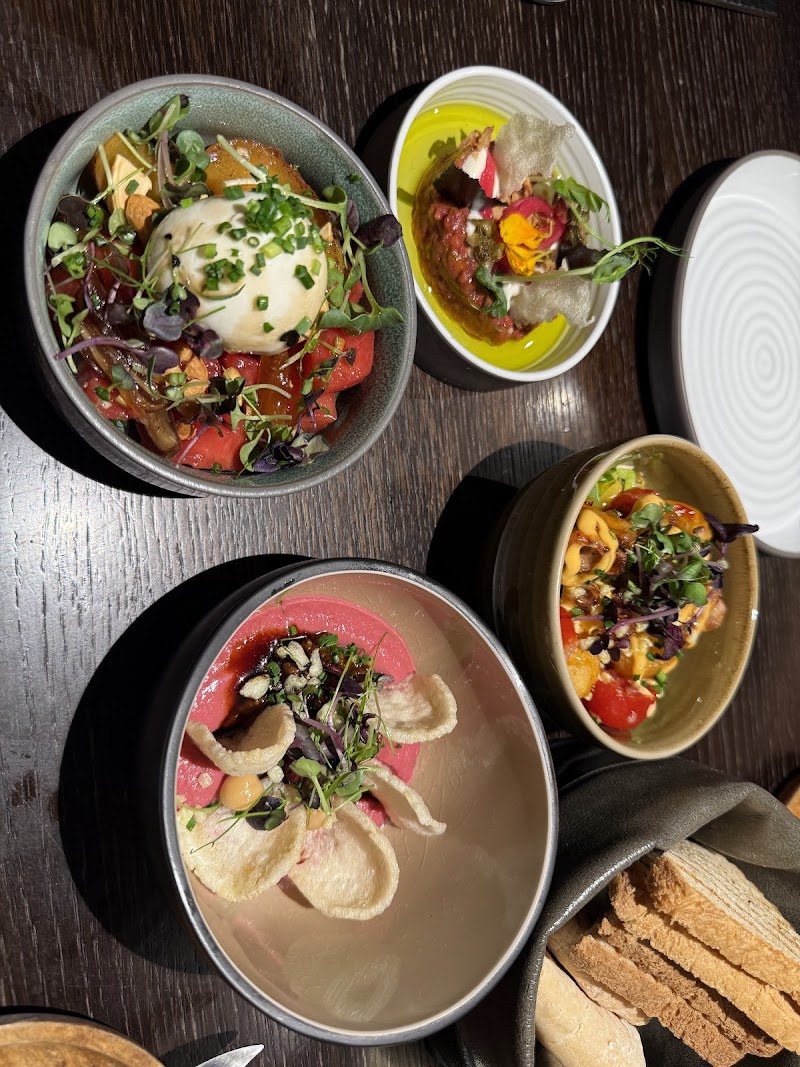 Okto Dining - Photo 5