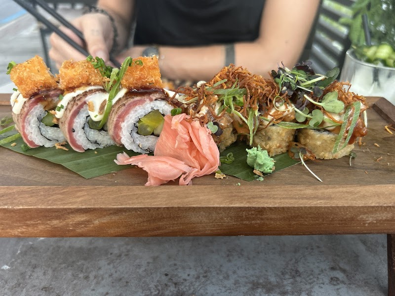 Okto Dining - Photo 3