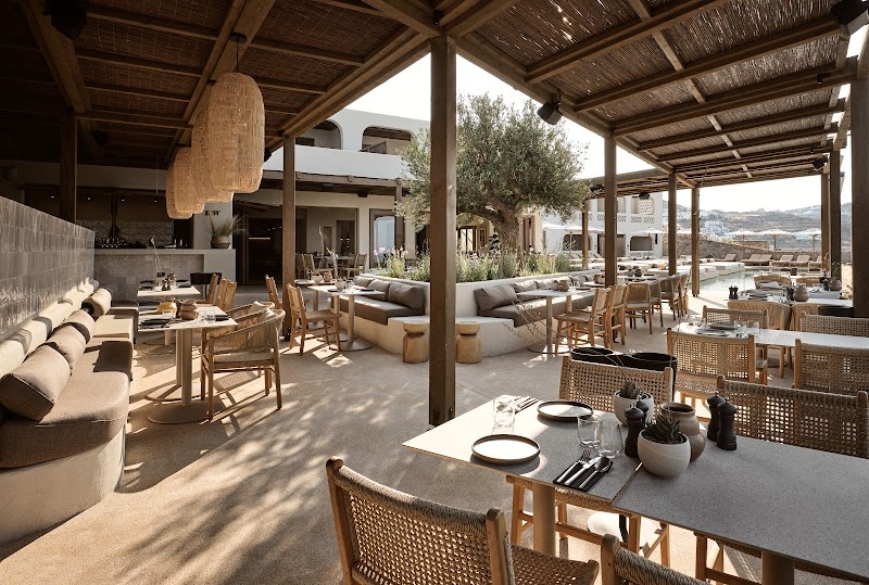 Antonino's Italian Restaurant & Bar - Photo 3