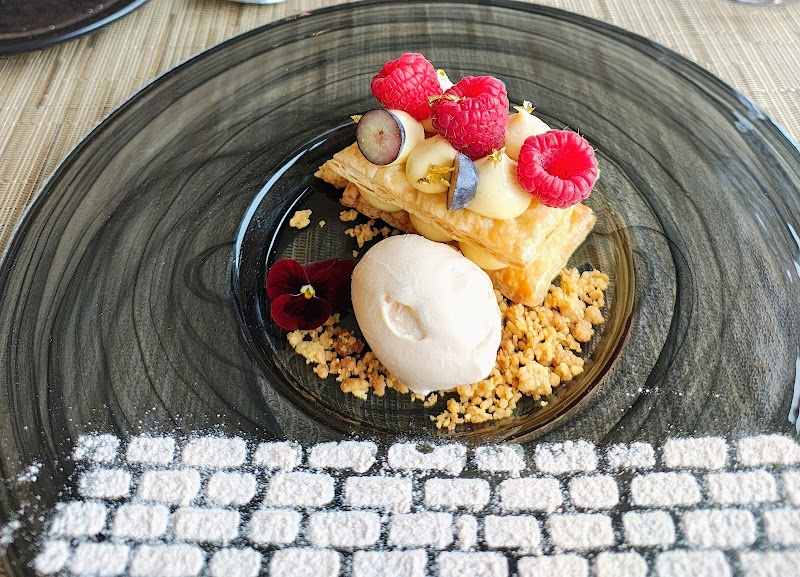 ADOR Restaurant - Photo 3