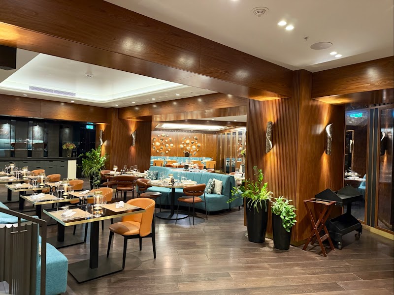 ADOR Restaurant - Photo 6