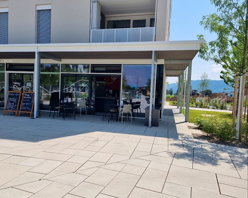 gernda Cafe & Bistro - Photo 3