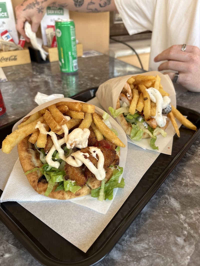 Bitirinis fish street food - Photo 4