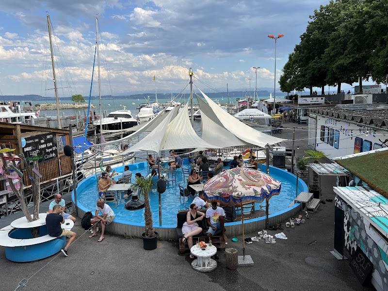 The blue pool - Photo 4