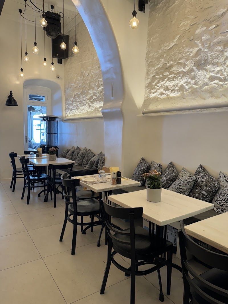 Vegera Restaurant Cafe Bar Mykonos - Photo 5