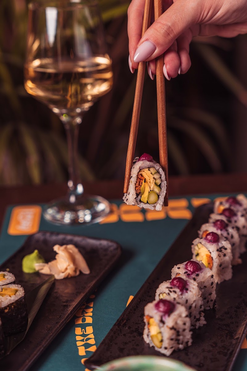 El Sur - Ethnic Resto Bar - Mexican & Sushi Bar - Photo 7