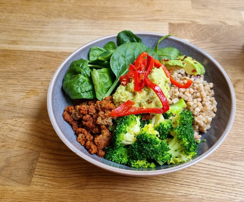 zina’s eatery - Photo 8