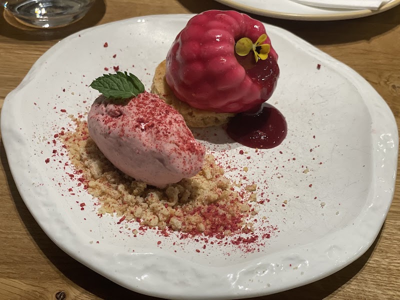 ARIA Restaurant - Photo 8