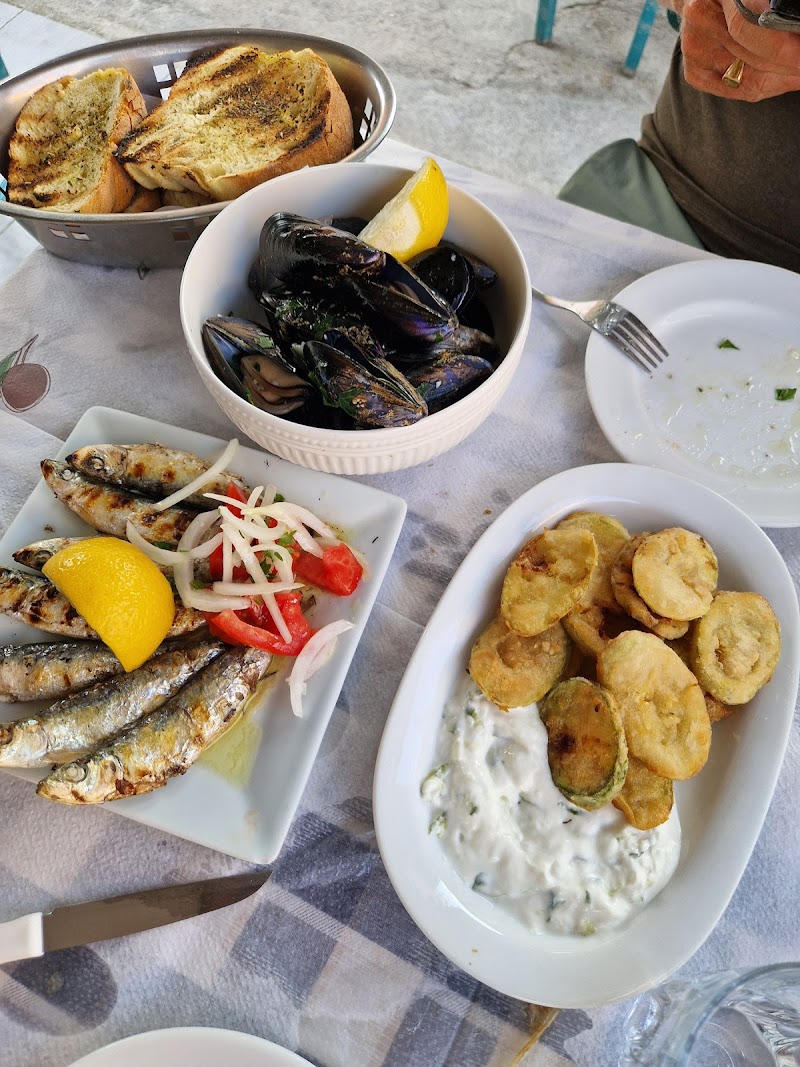 Ouzeri Iodion - Photo 4