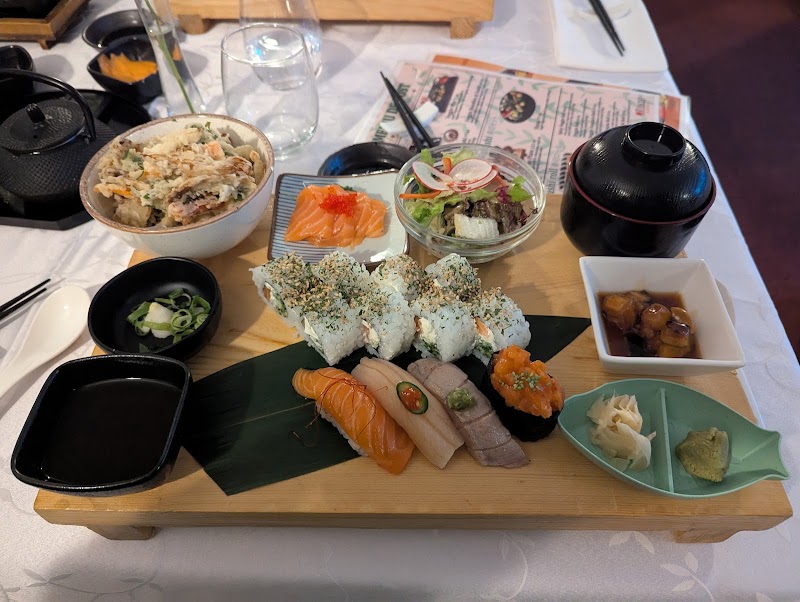 Tokyo Japanese Restaurant - Photo 7