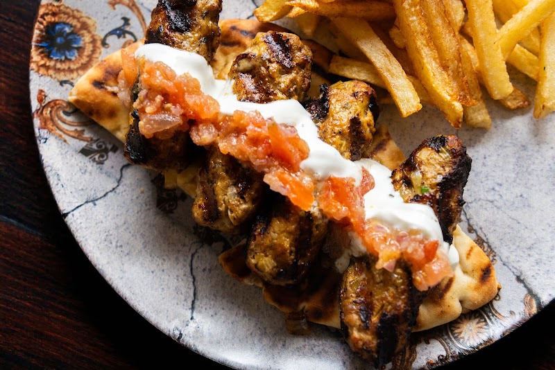 Μεζεδοπωλείο Ορτανσία - Photo 3