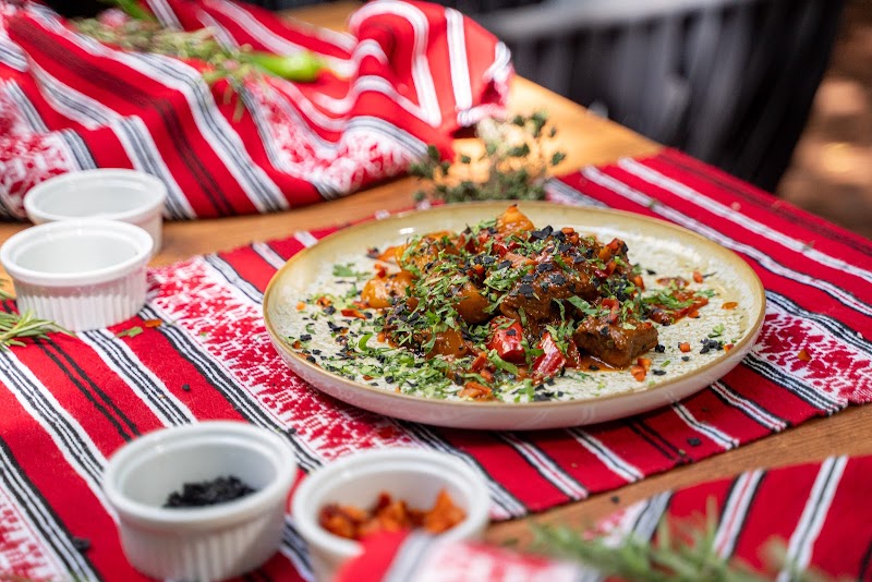 Casa Românească - Photo 2