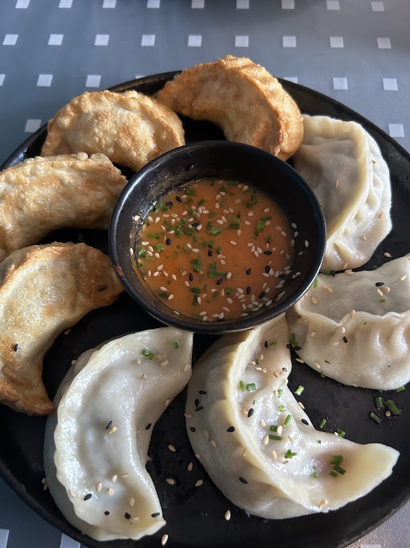 Himalaya Momo - Photo 4