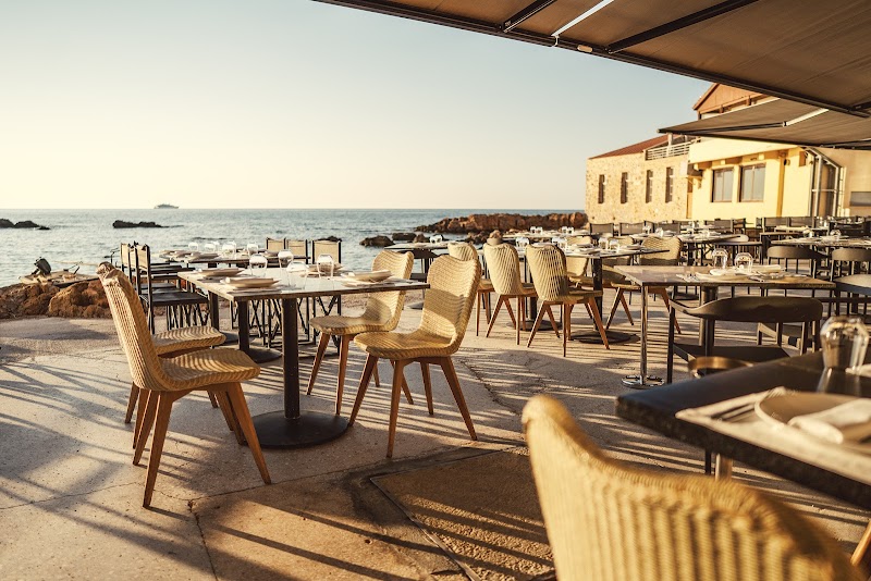 Periplous Restaurant - Photo 4