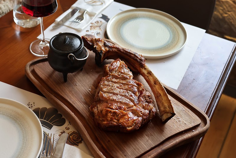 Miravilia Kitchen - Greek Restaurant - Photo 2